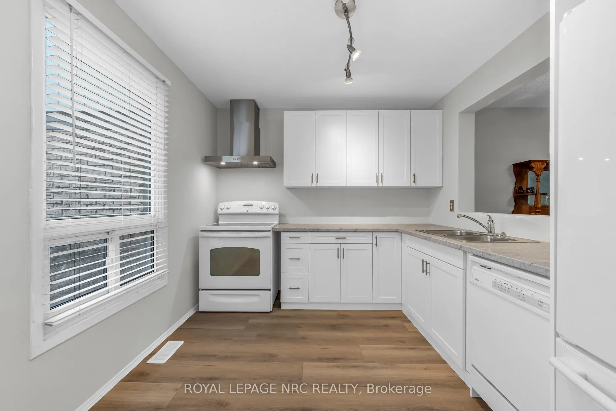 302 VINE Street #43