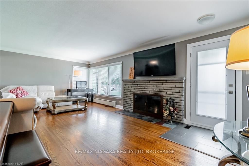 24 MUNRO Street