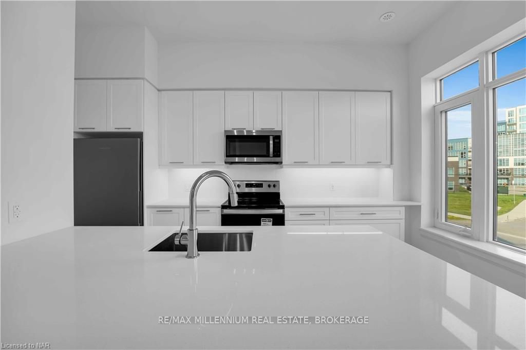 80 WINDWARD Drive #14