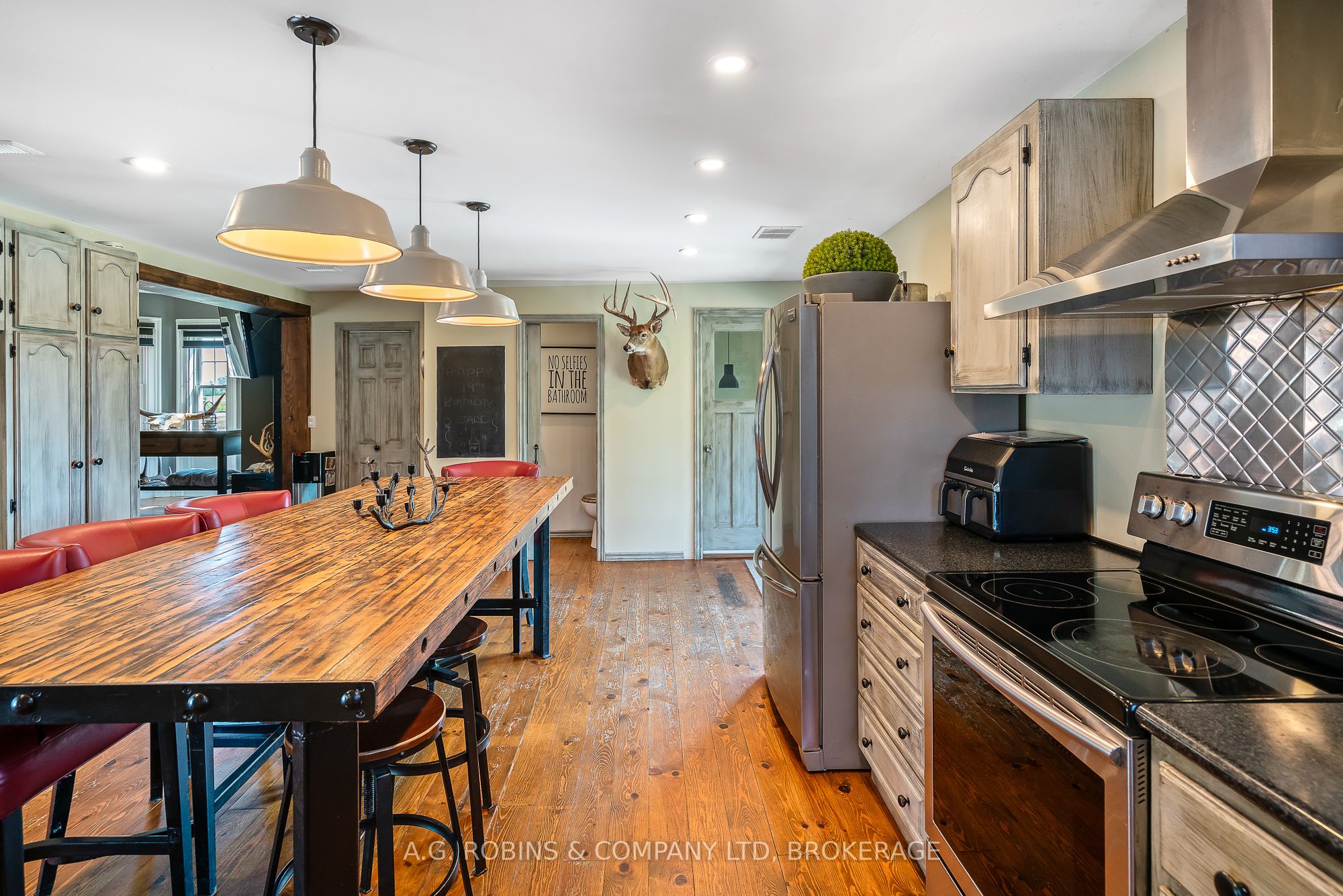 118 RIVER ROAD