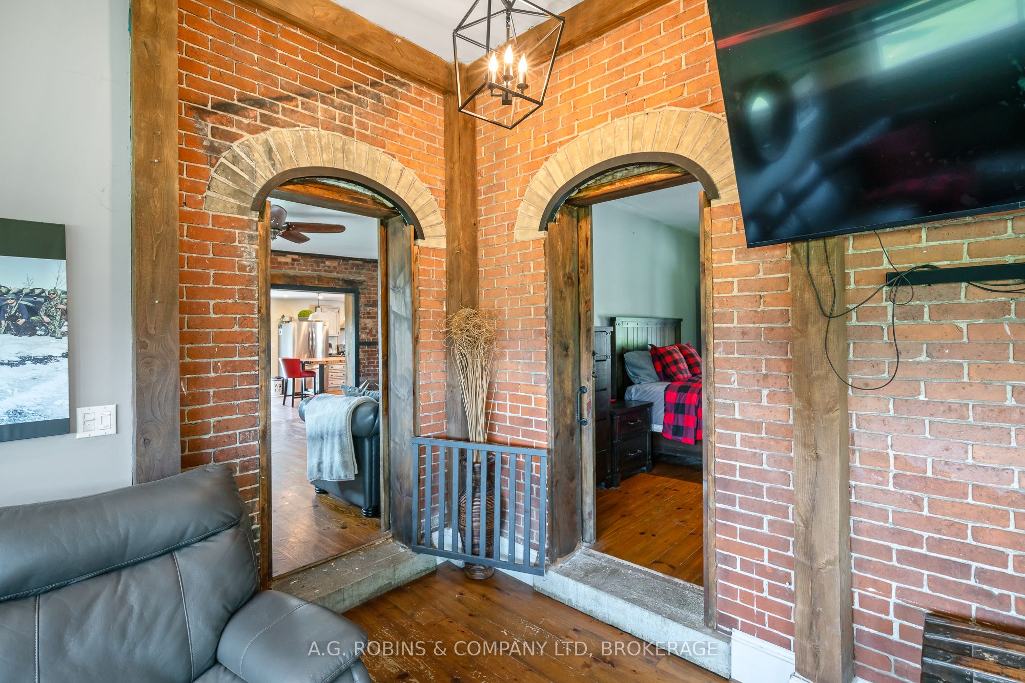 118 RIVER ROAD