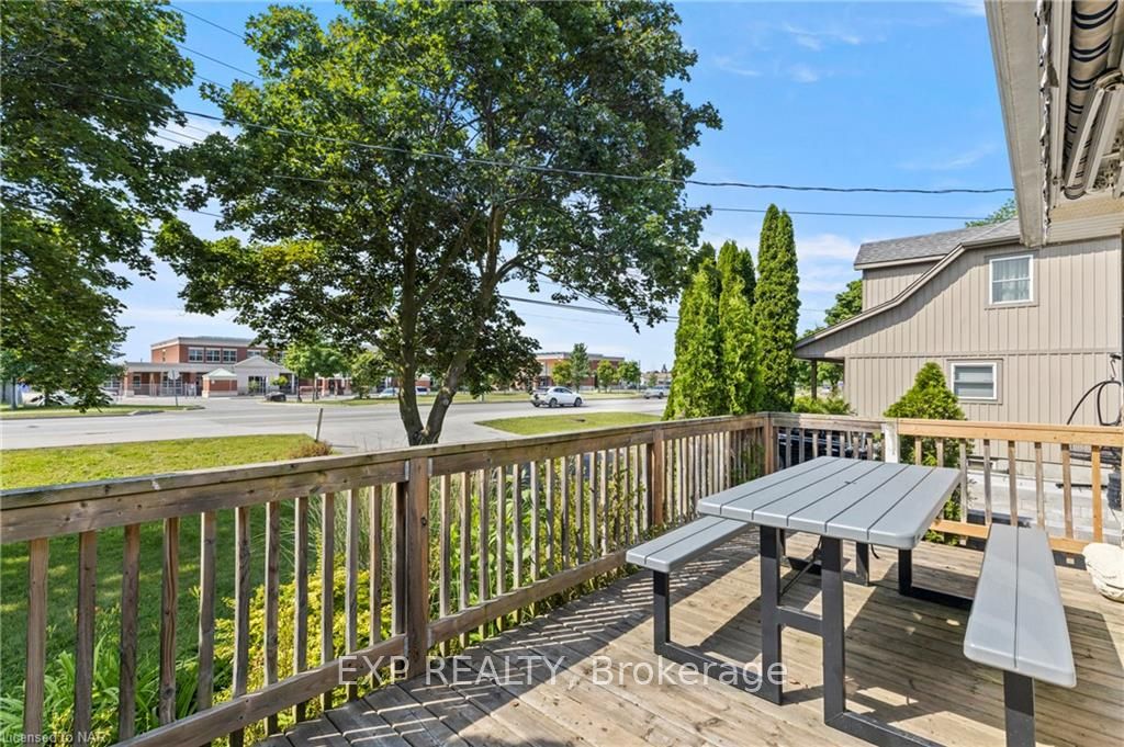 1329 NIAGARA STONE Road