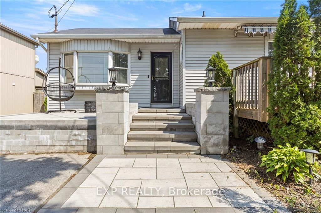 1329 NIAGARA STONE Road