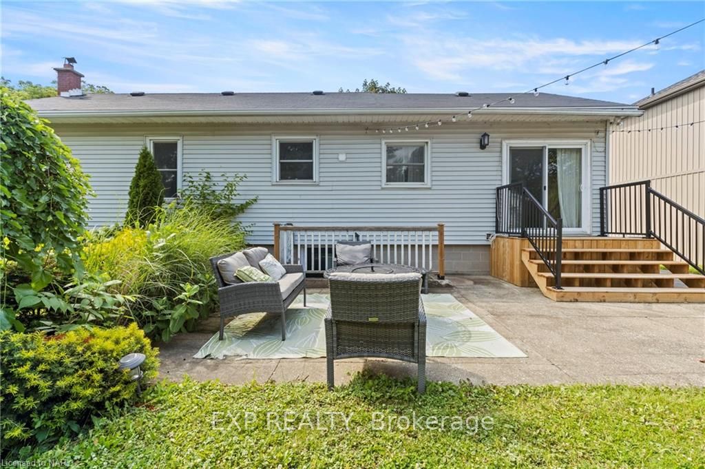 1329 NIAGARA STONE Road