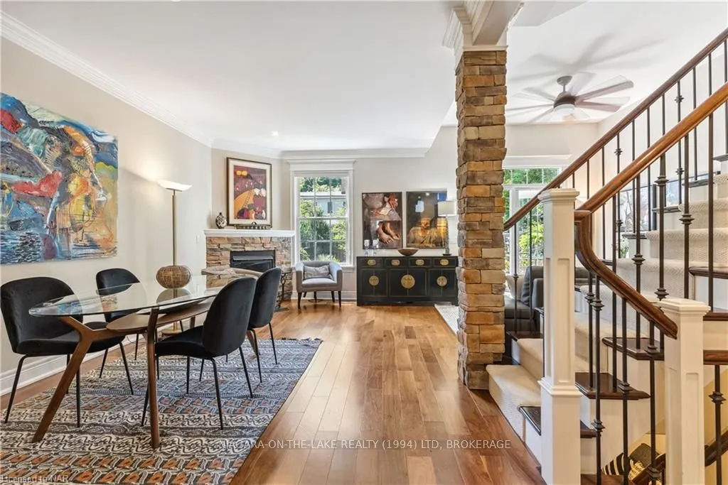 175 QUEEN Street #3