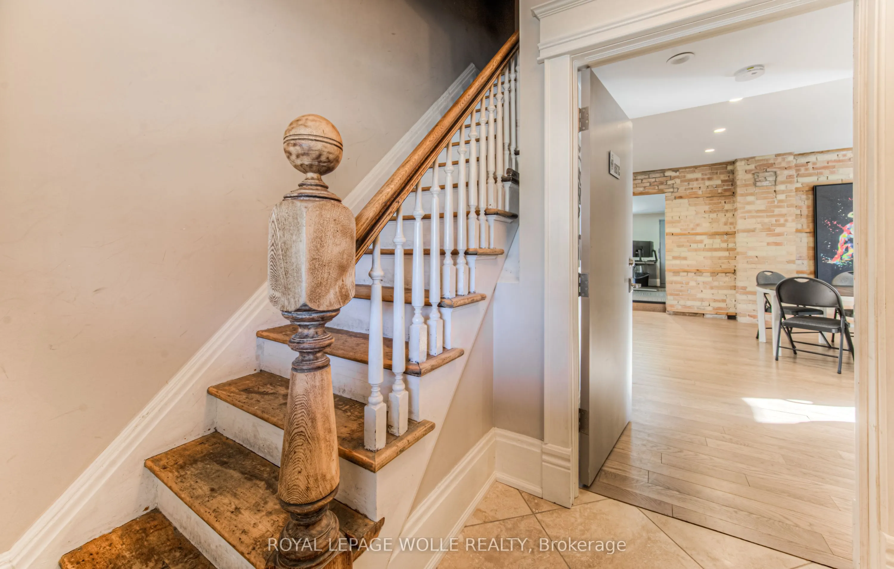 45 Princess Street E