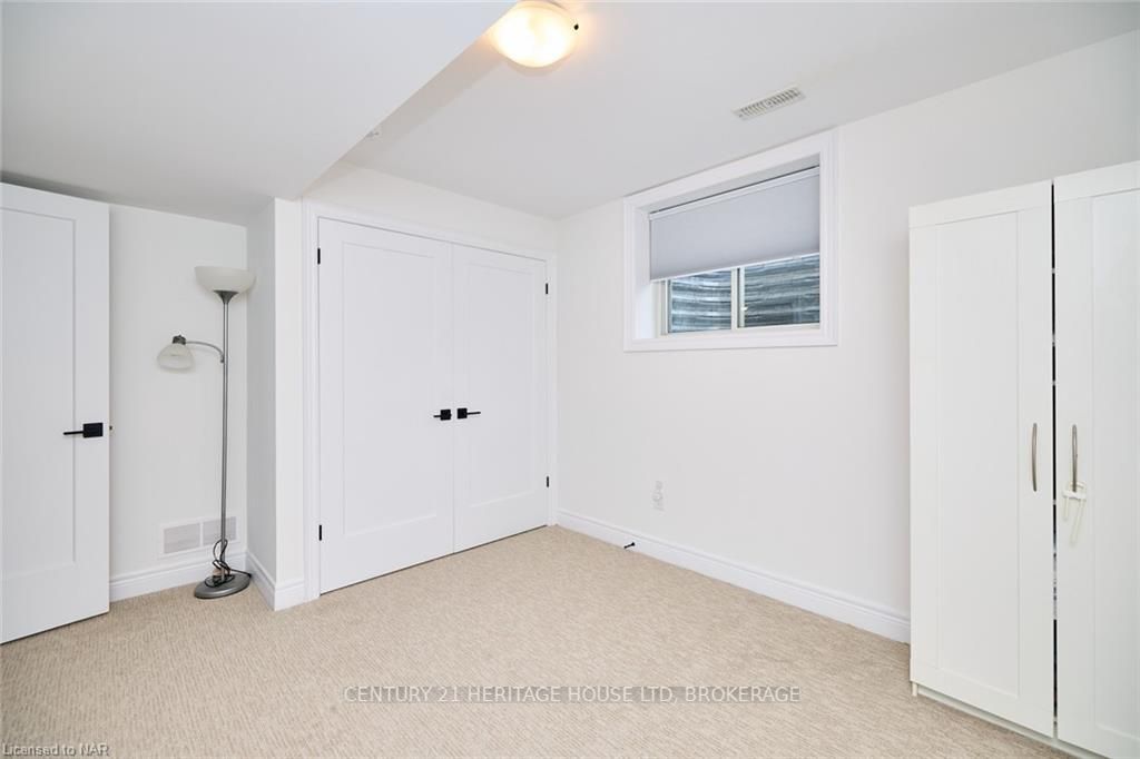 4242 VILLAGE CREEK Drive