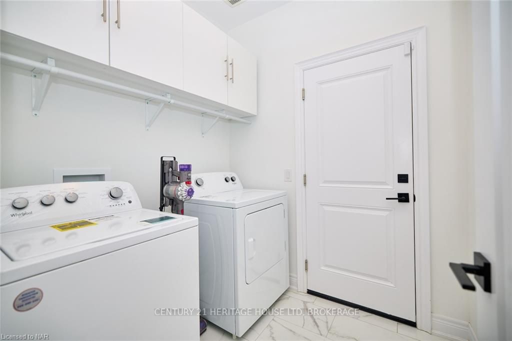 4242 VILLAGE CREEK Drive