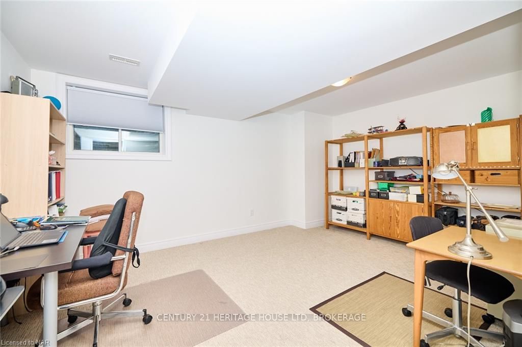 4242 VILLAGE CREEK Drive