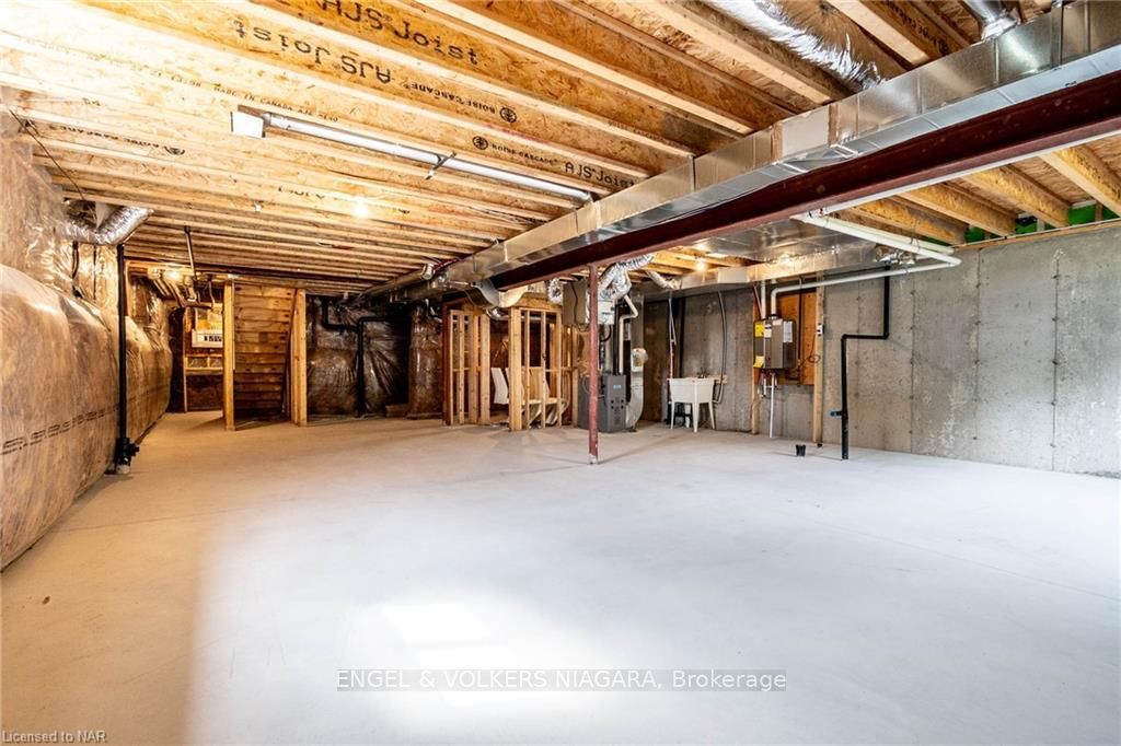 4311 MANN Street #62