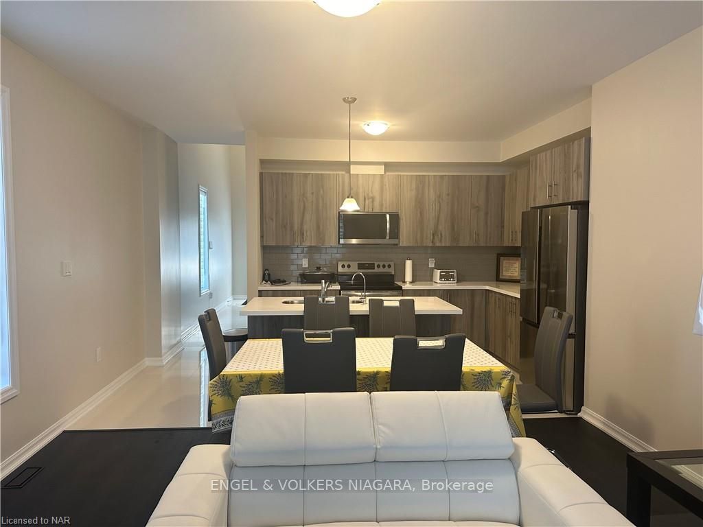 4311 MANN Street #62