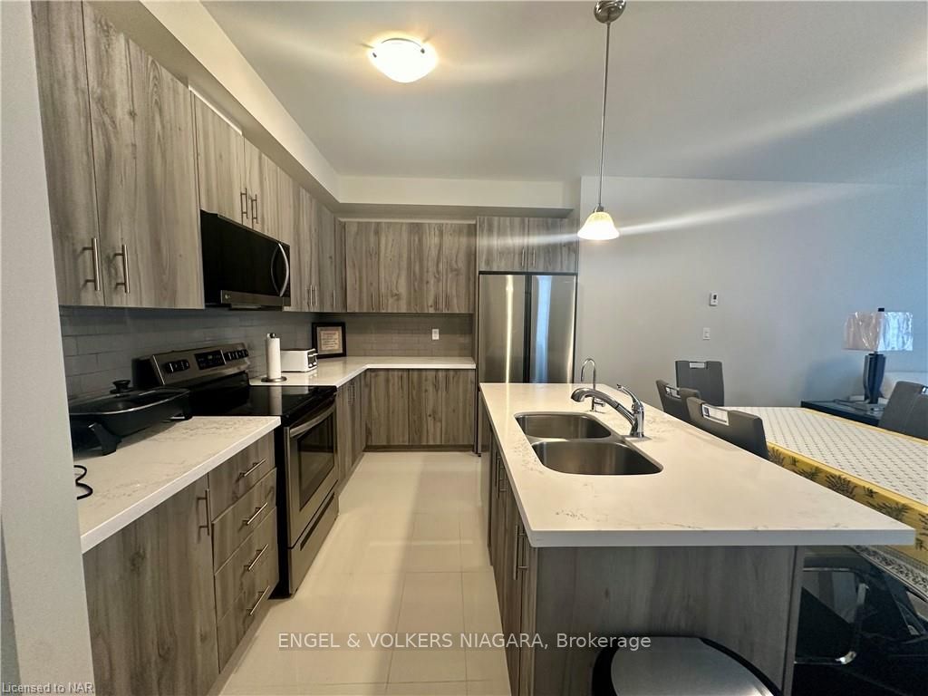 4311 MANN Street #62