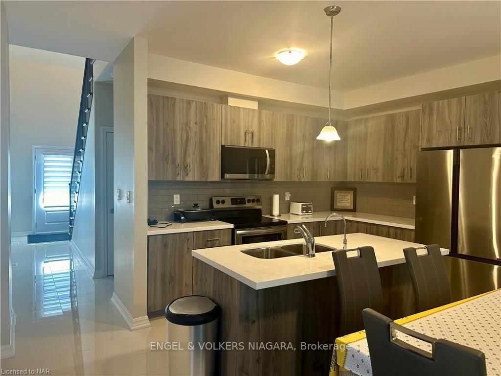 4311 MANN Street #62