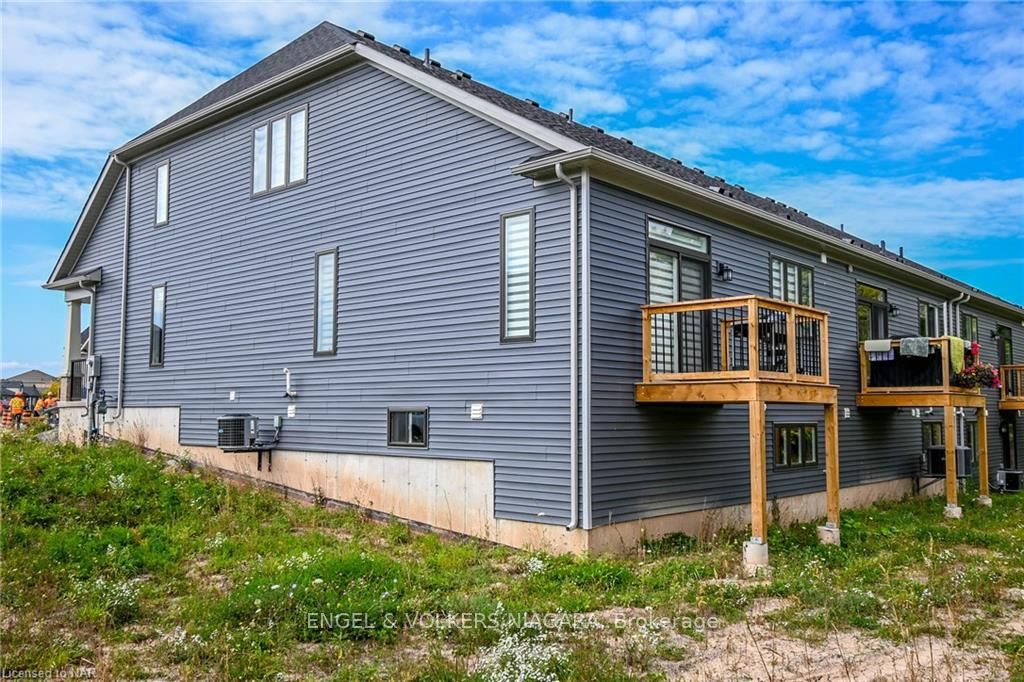 4311 MANN Street #62