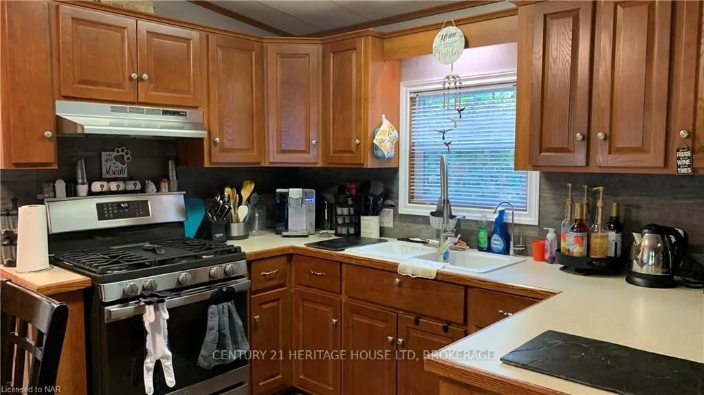 490 EMPIRE Road
