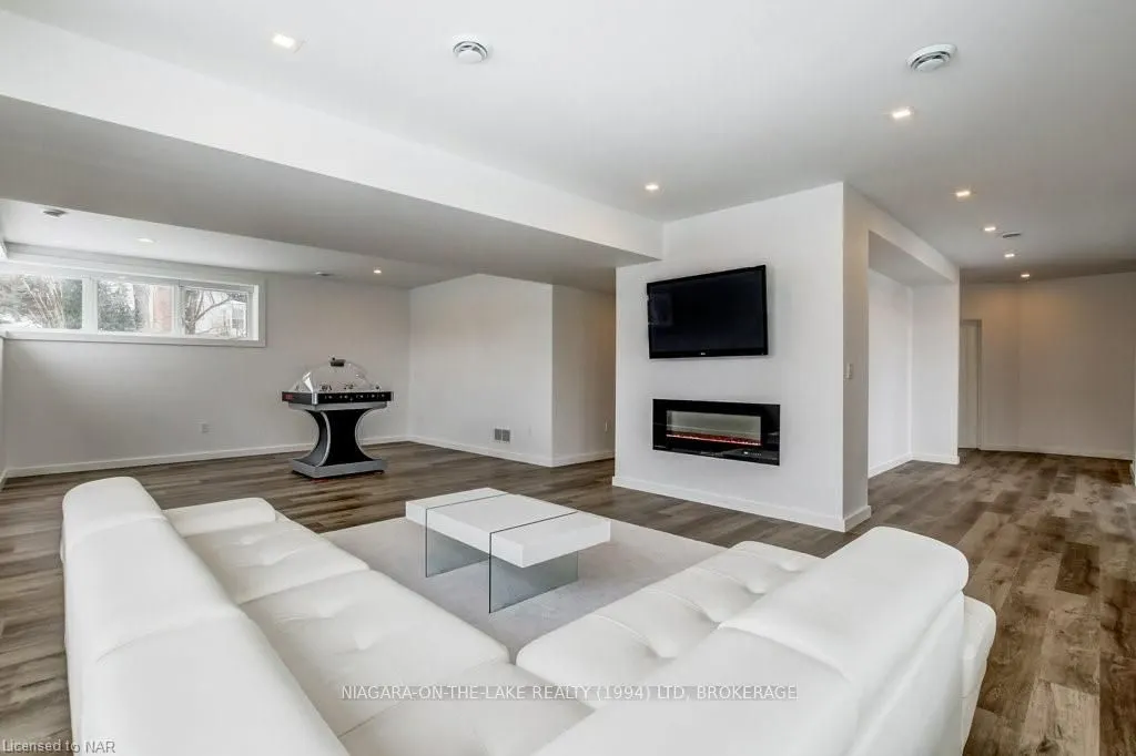 94 TANBARK Road
