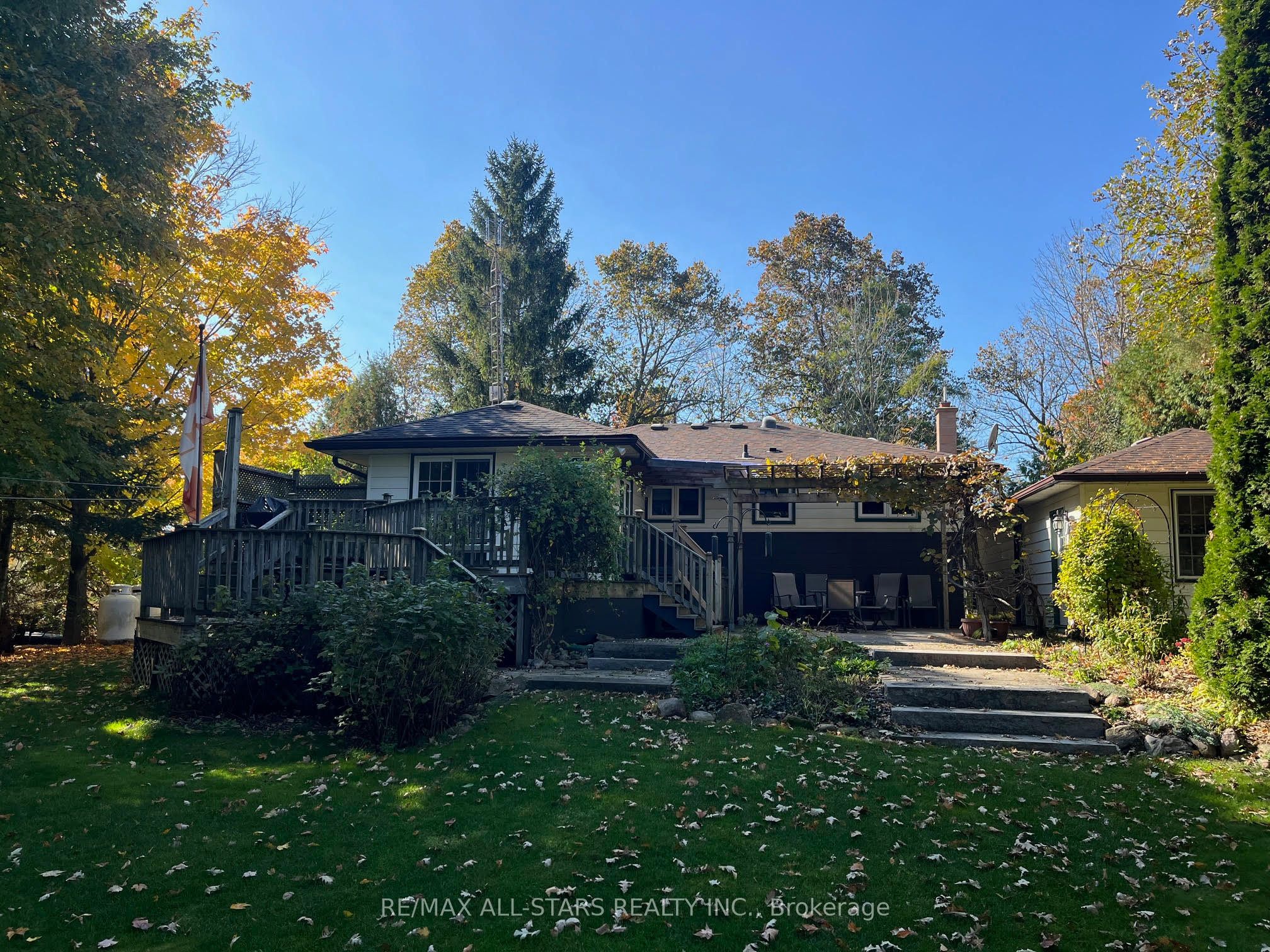 690 Post Road