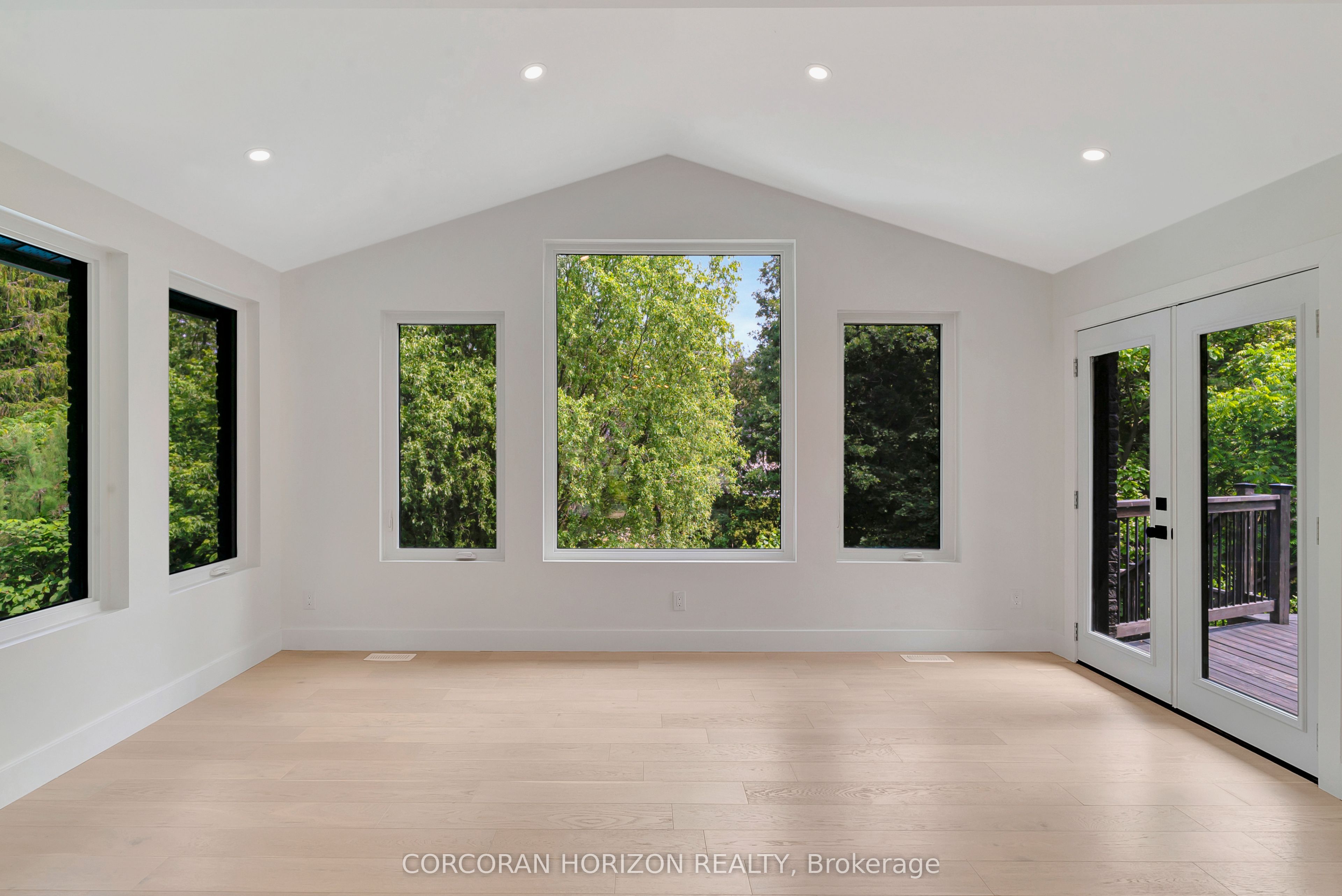 104 Grandview Dr