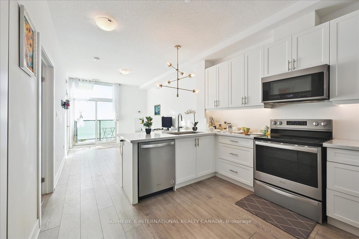 101 Shoreview Place #633