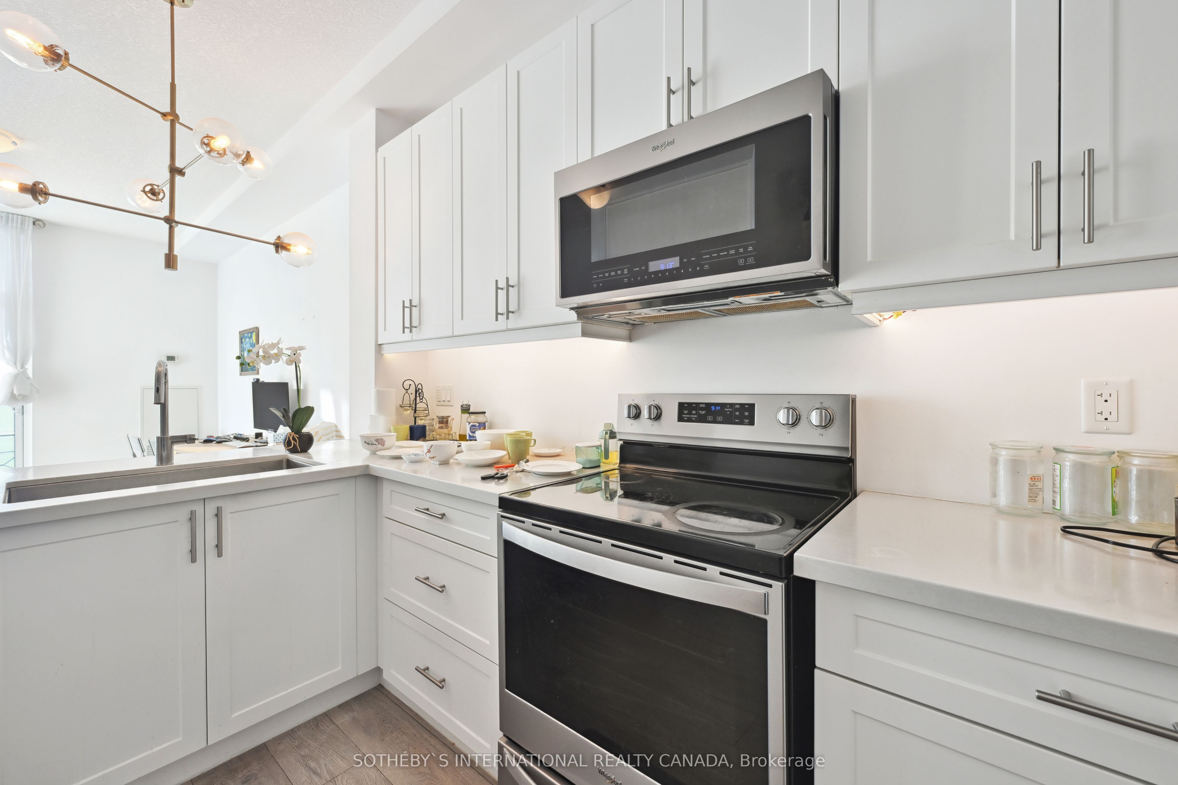 101 Shoreview Place #633