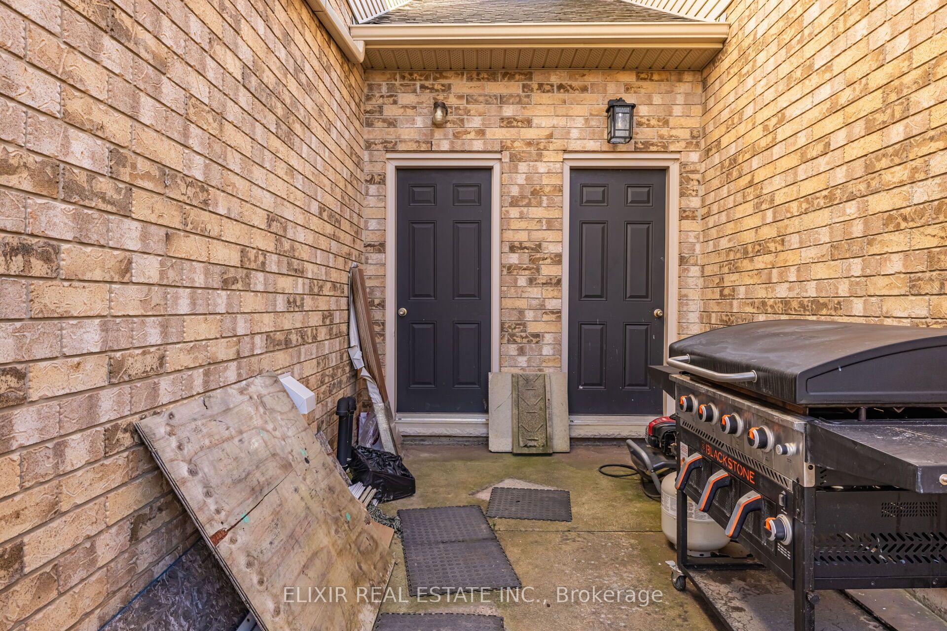 310 Southbrook Drive #7