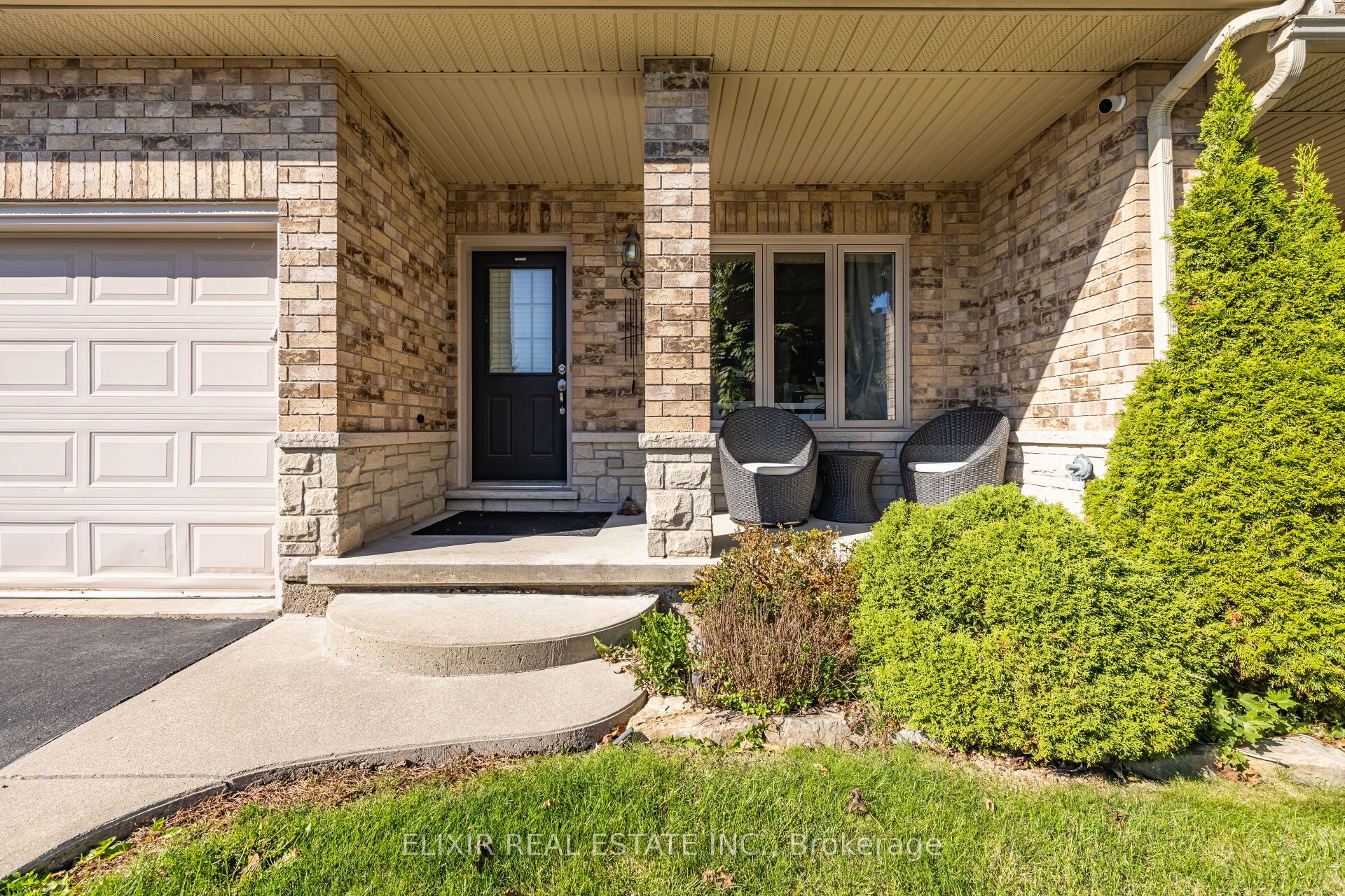 310 Southbrook Drive #7
