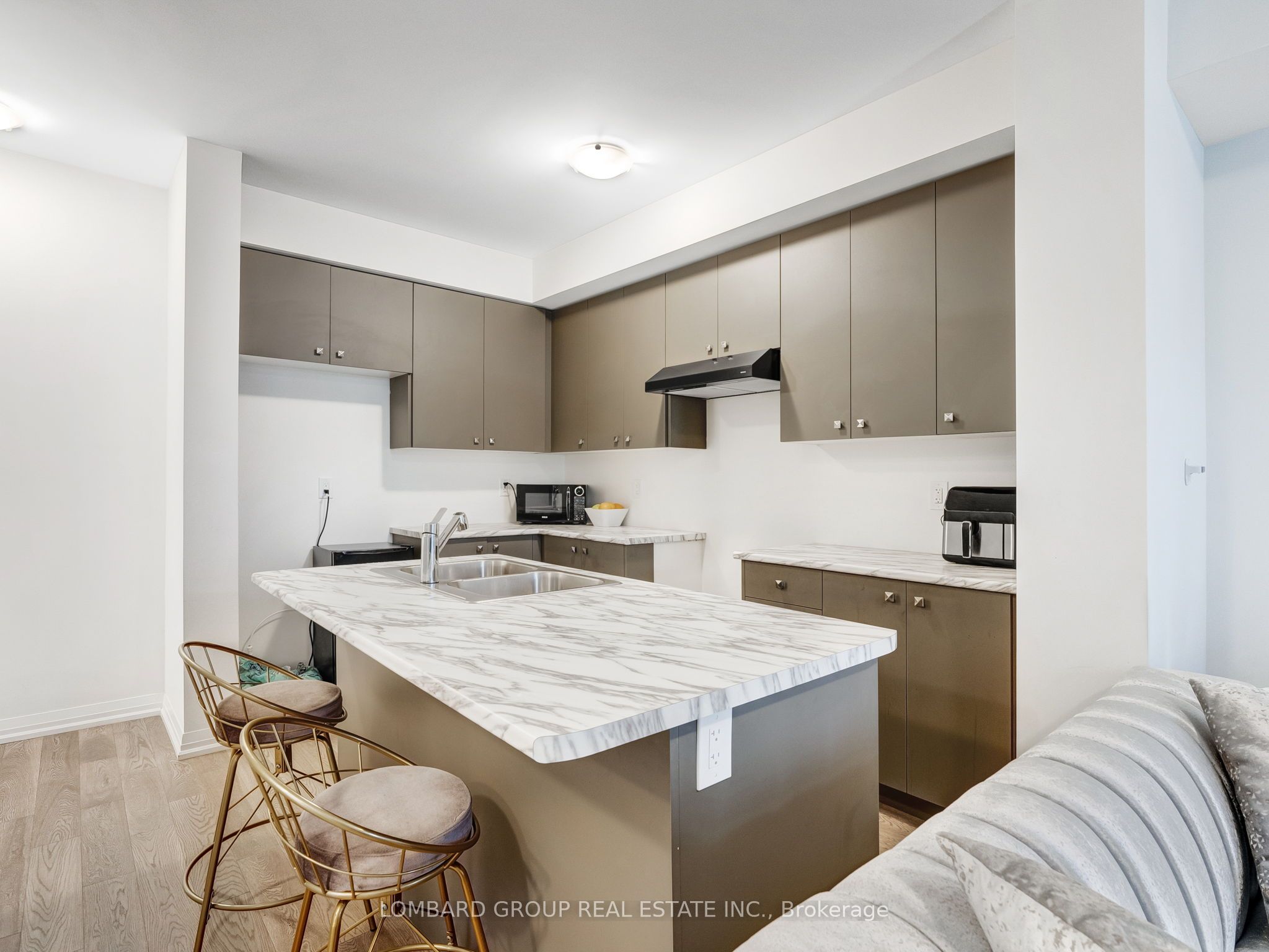 75 NORWICH Crescent