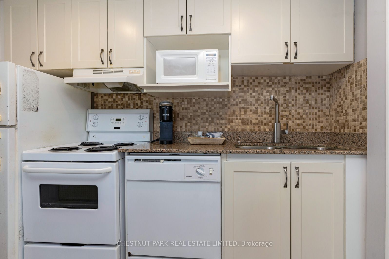 796468 Grey Road 19 #406