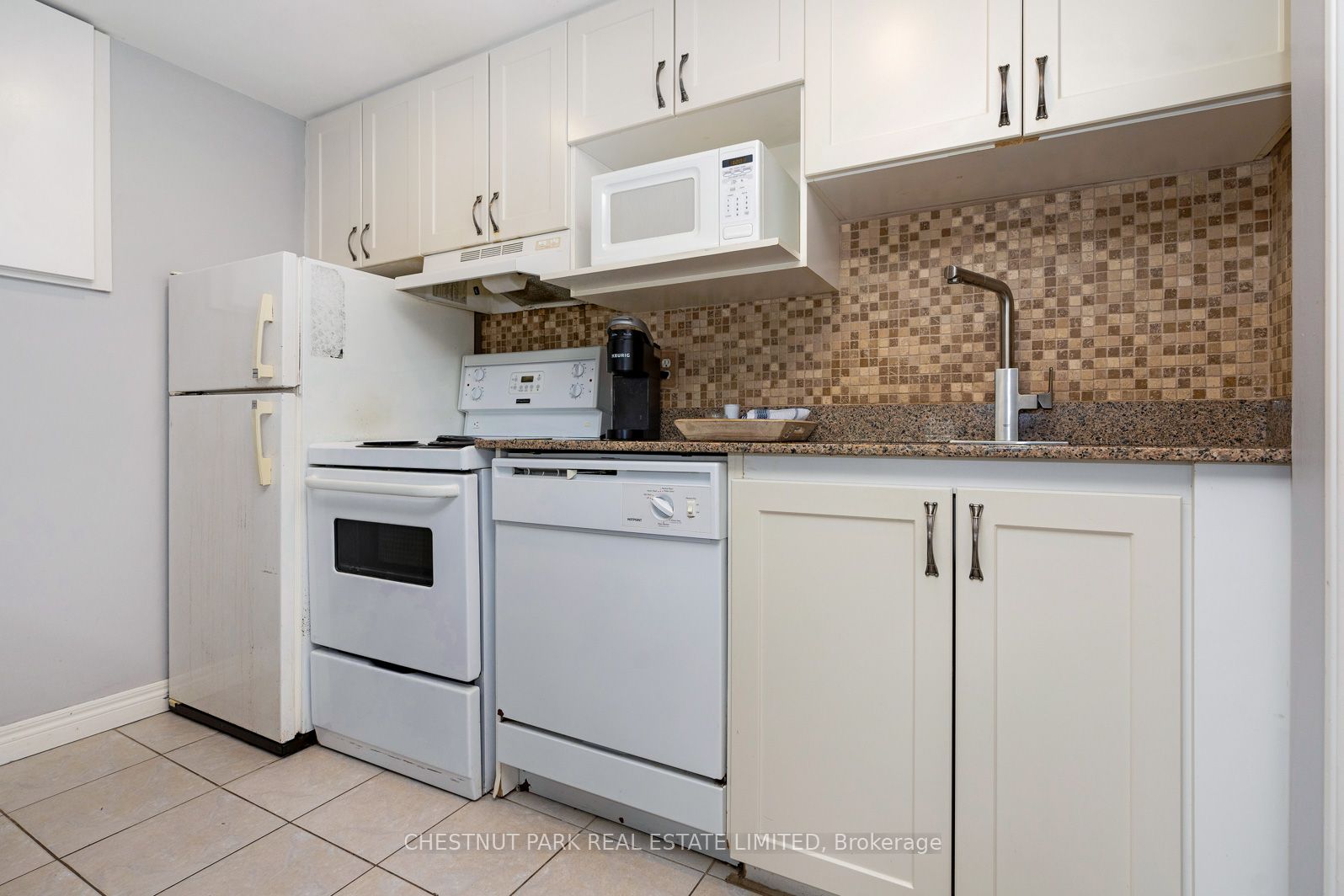 796468 Grey Road 19 #406