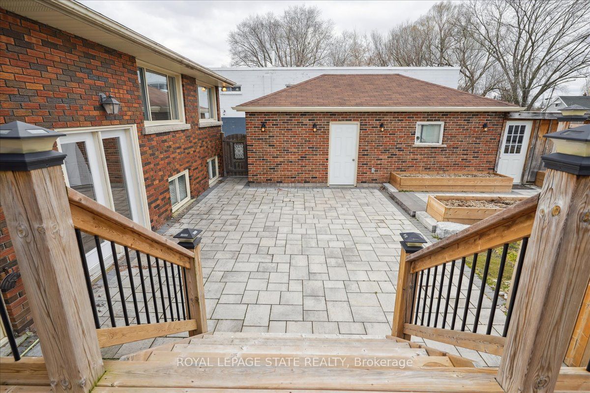 5117 Canborough Road