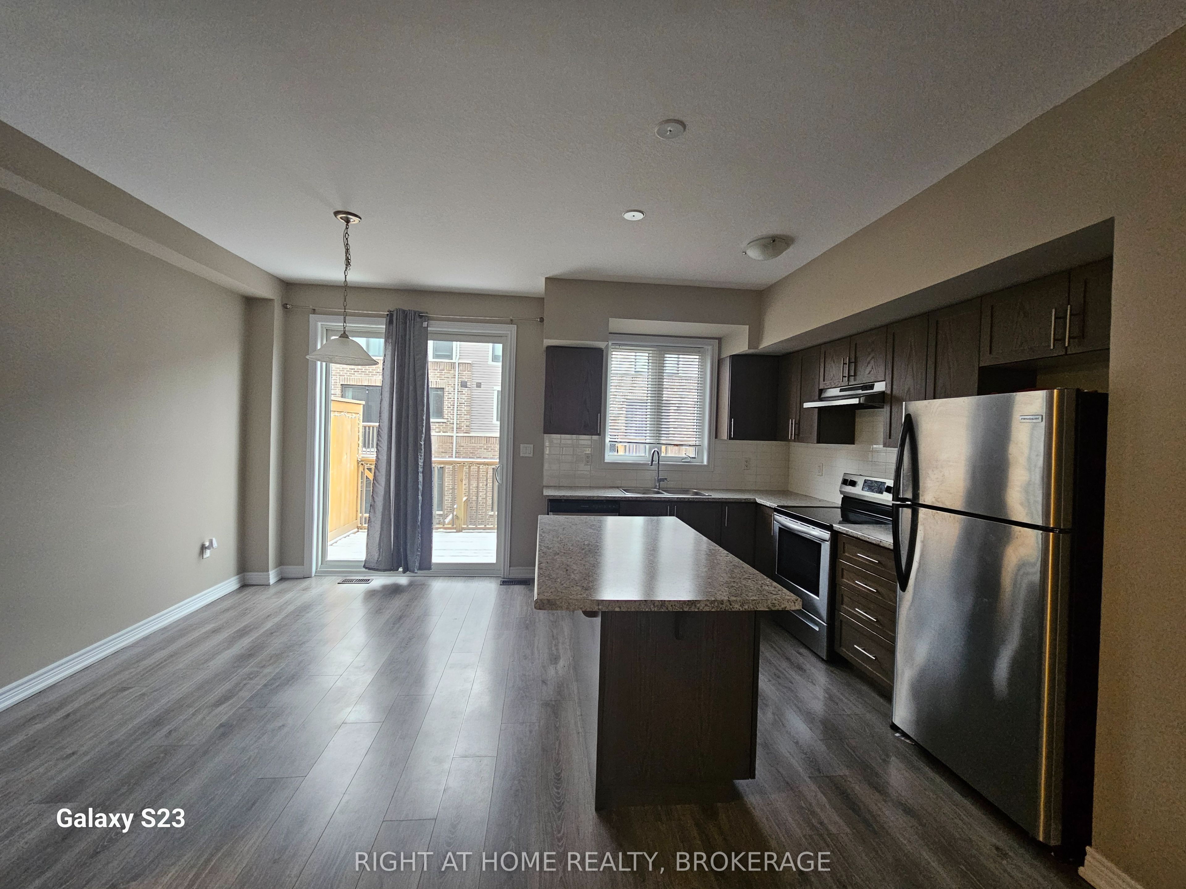 1890 Rymal Road E, #150