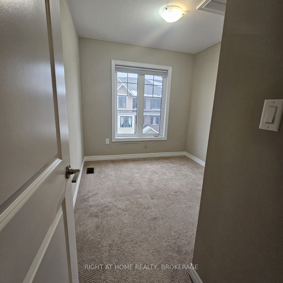 1890 Rymal Road E, #150