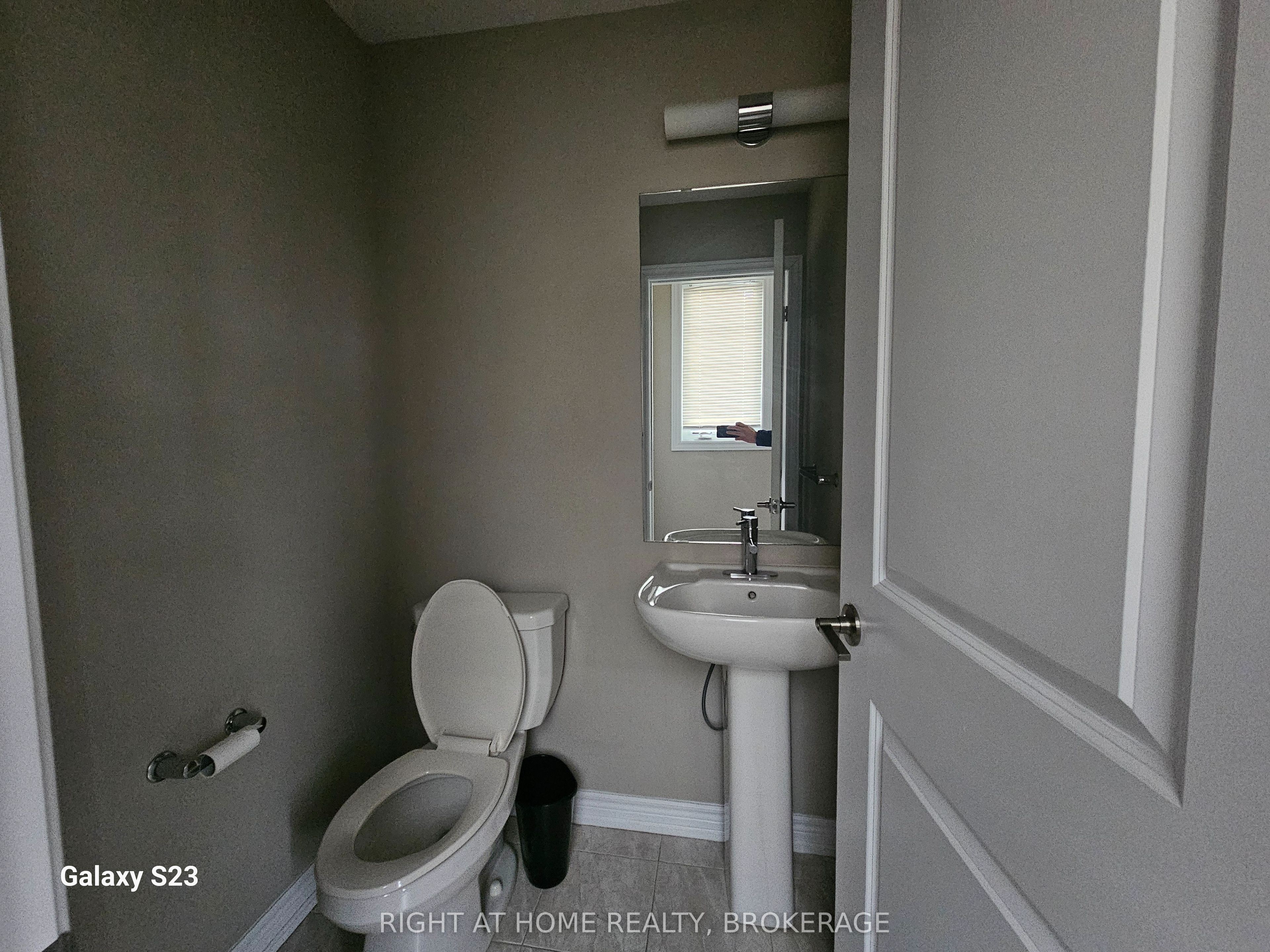 1890 Rymal Road E, #150
