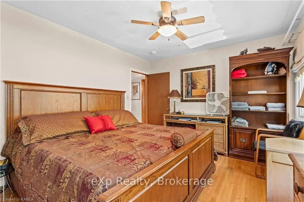 197 FAIRWAY HILL Crescent