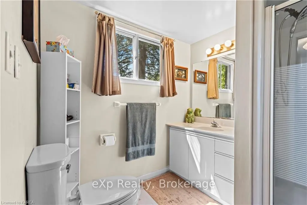 197 FAIRWAY HILL Crescent