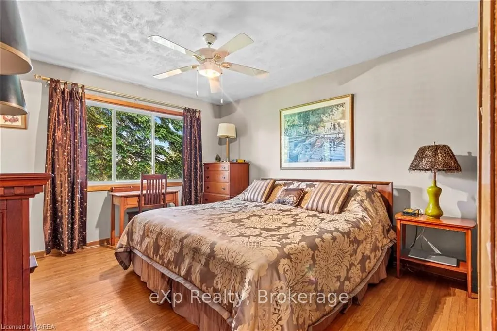 197 FAIRWAY HILL Crescent