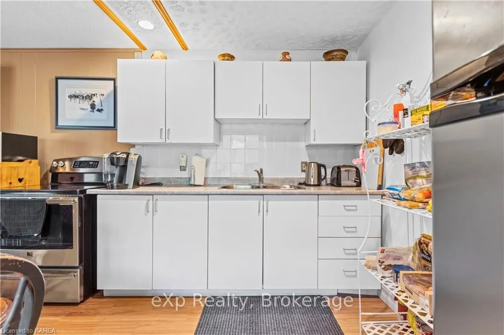 197 FAIRWAY HILL Crescent