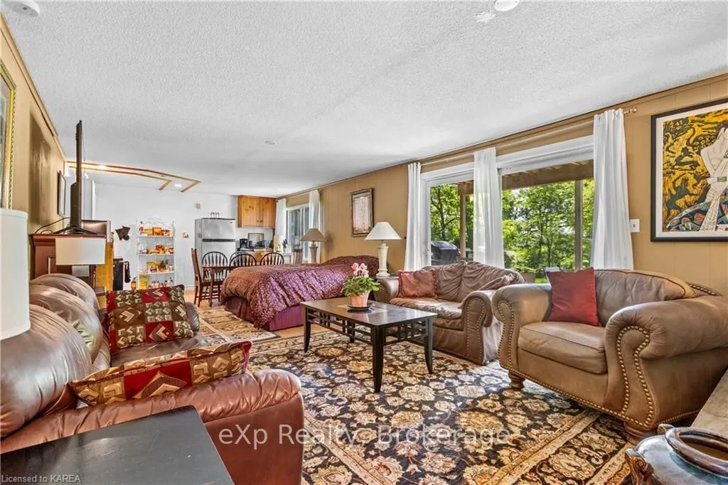 197 FAIRWAY HILL Crescent