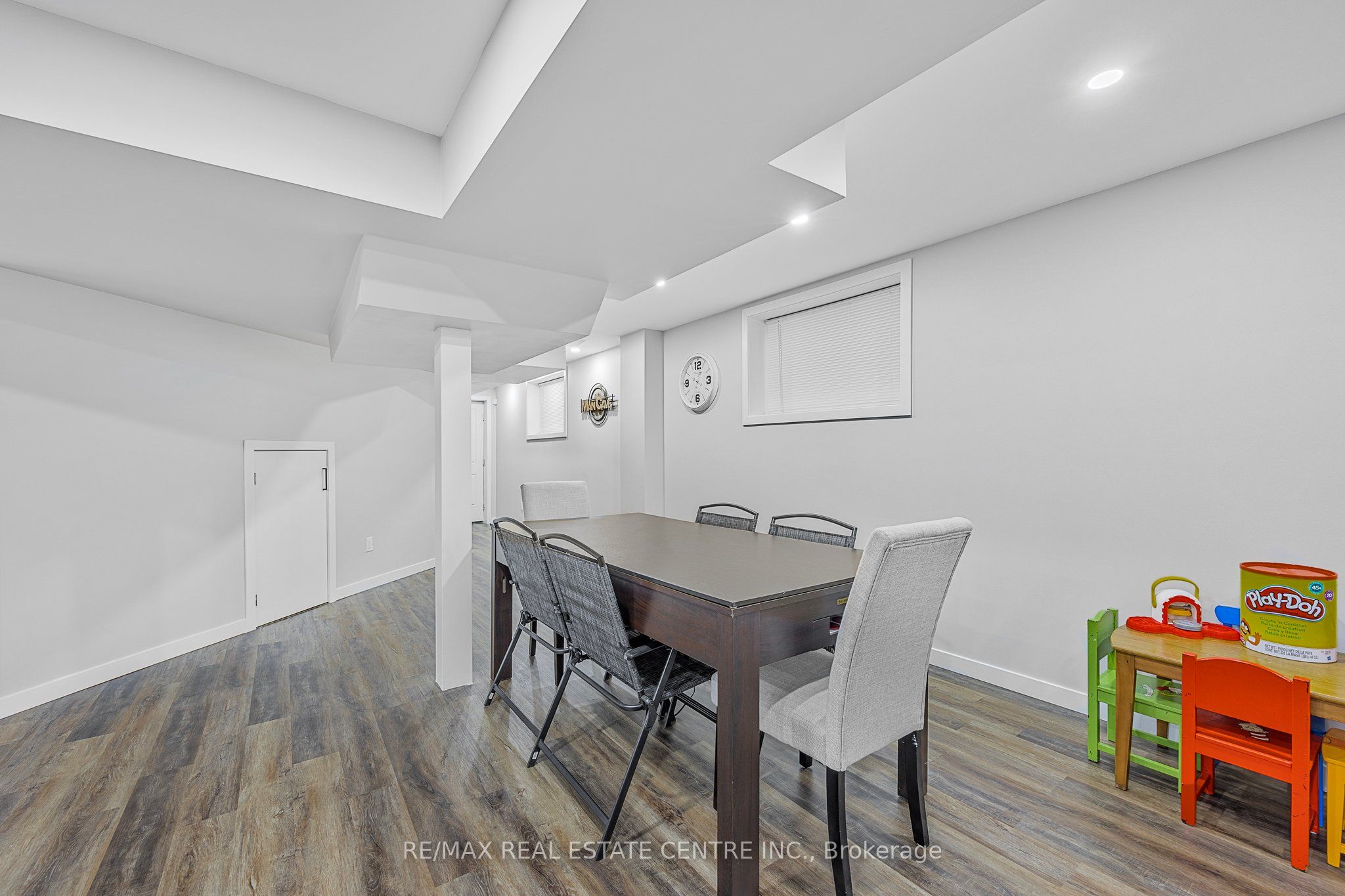 16 Tindall Crescent