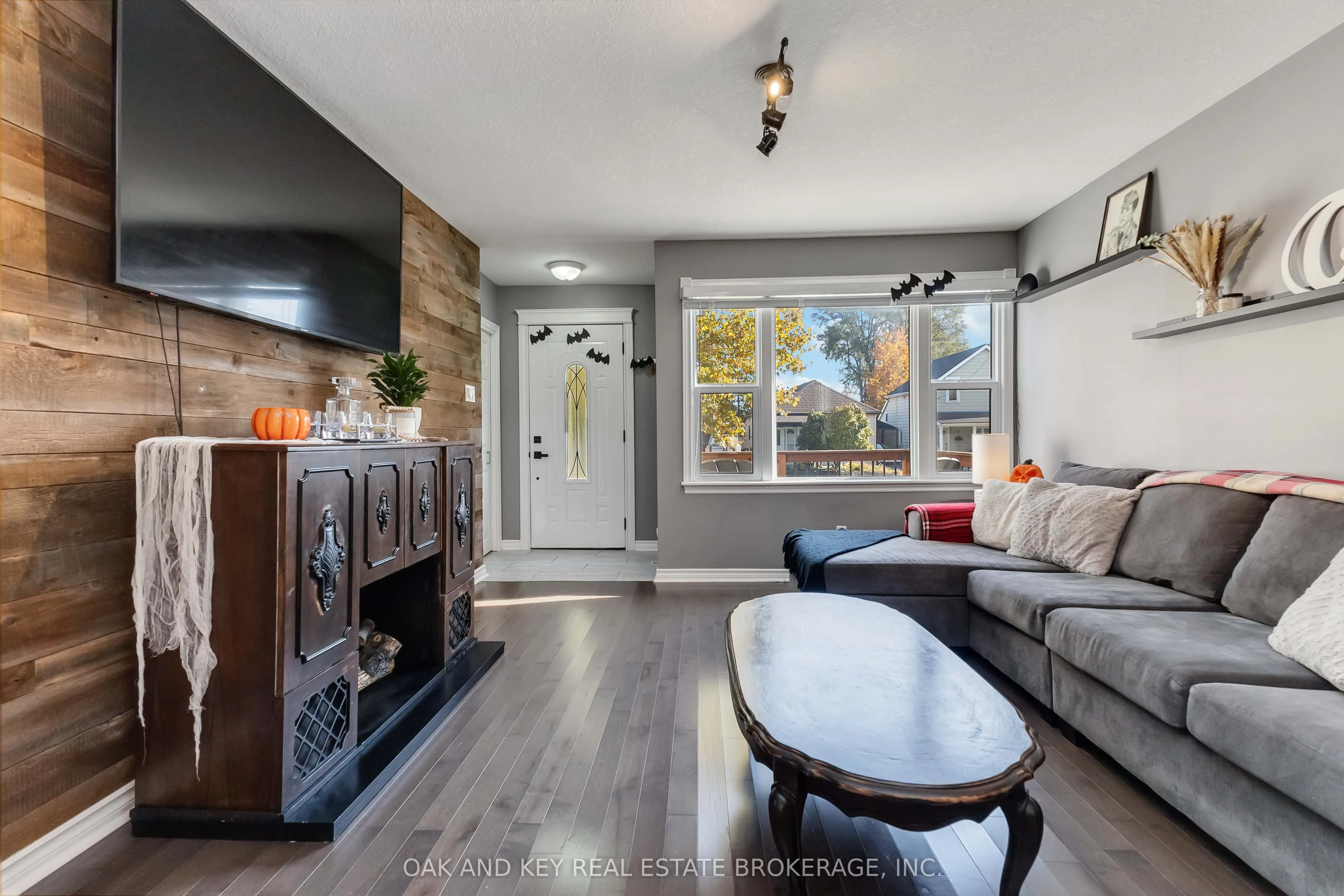 87 Elgin Street