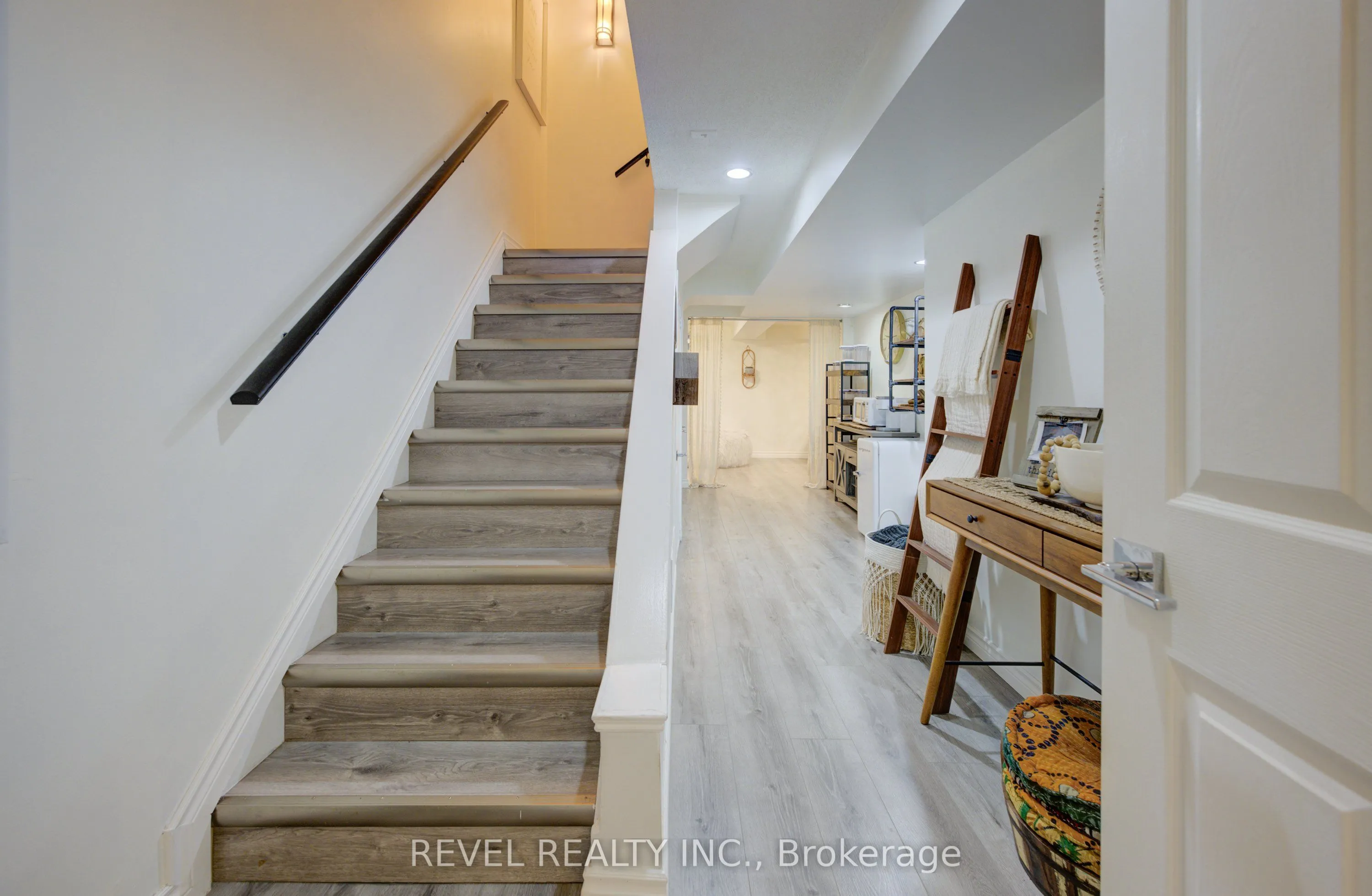 255 Mount Albion Road, #40