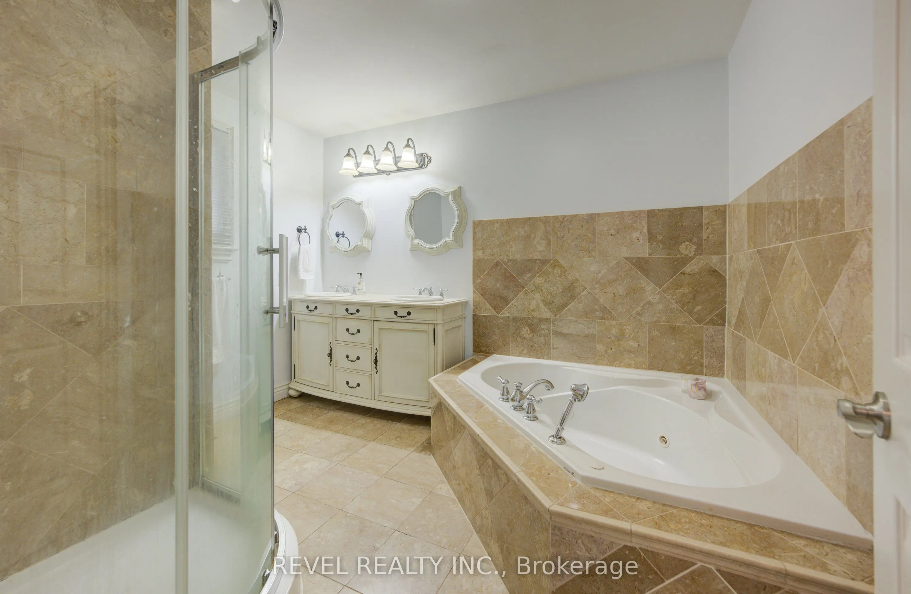 255 Mount Albion Road, #40