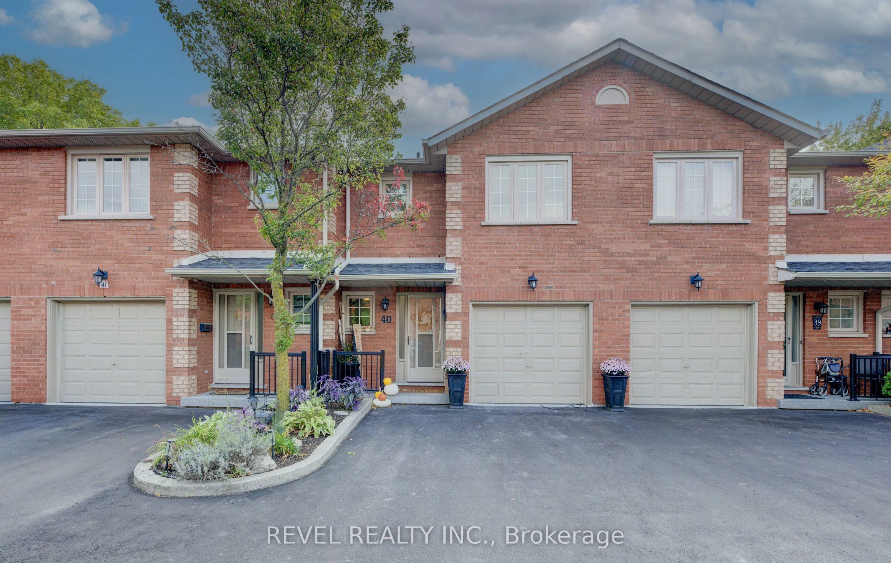 255 Mount Albion Road, #40