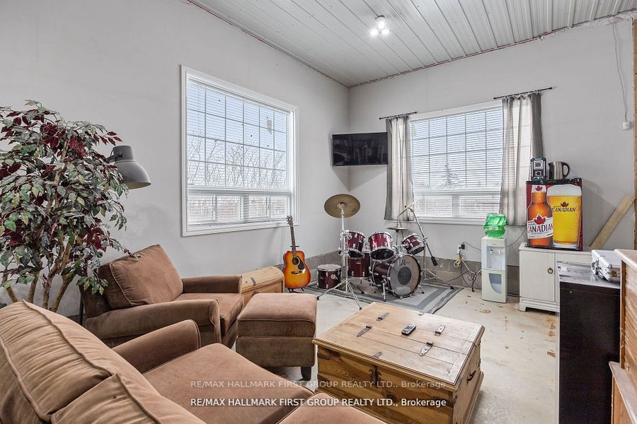 20 Hilltop Court