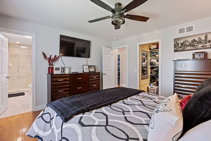 20 Hilltop Court