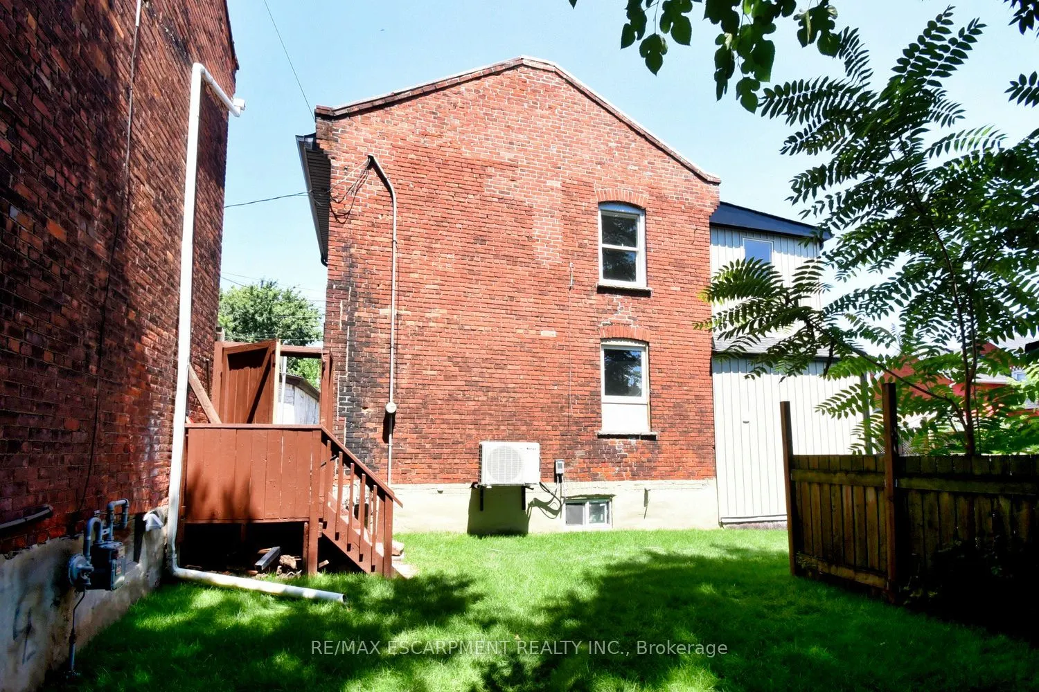 126 Evans Street