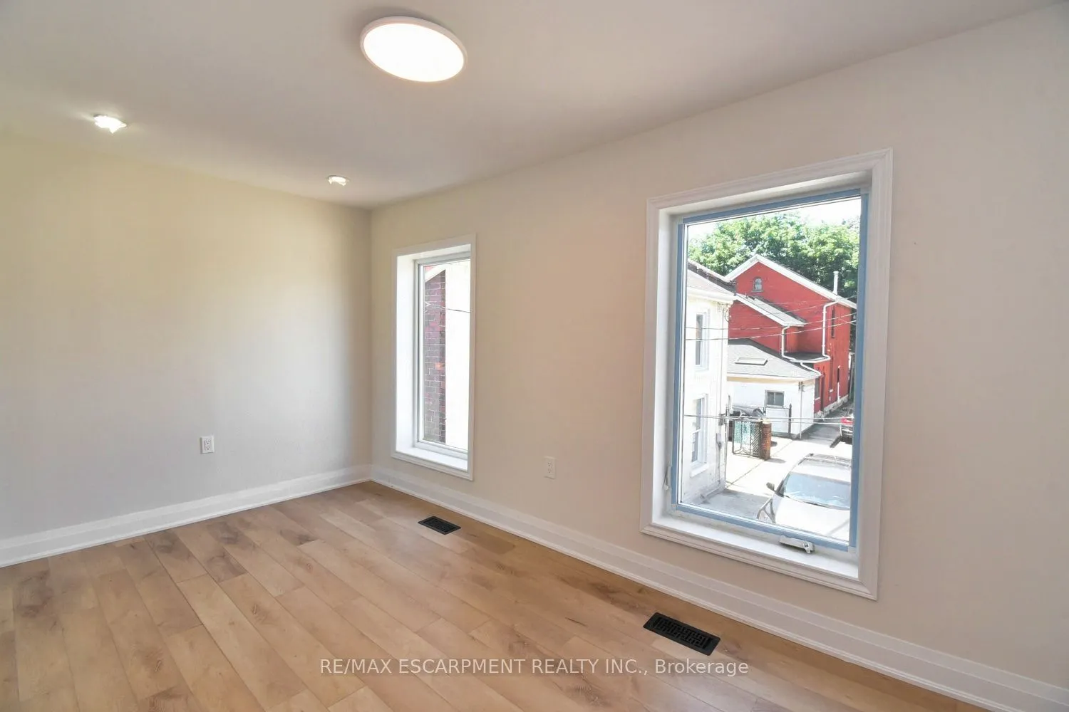 126 Evans Street