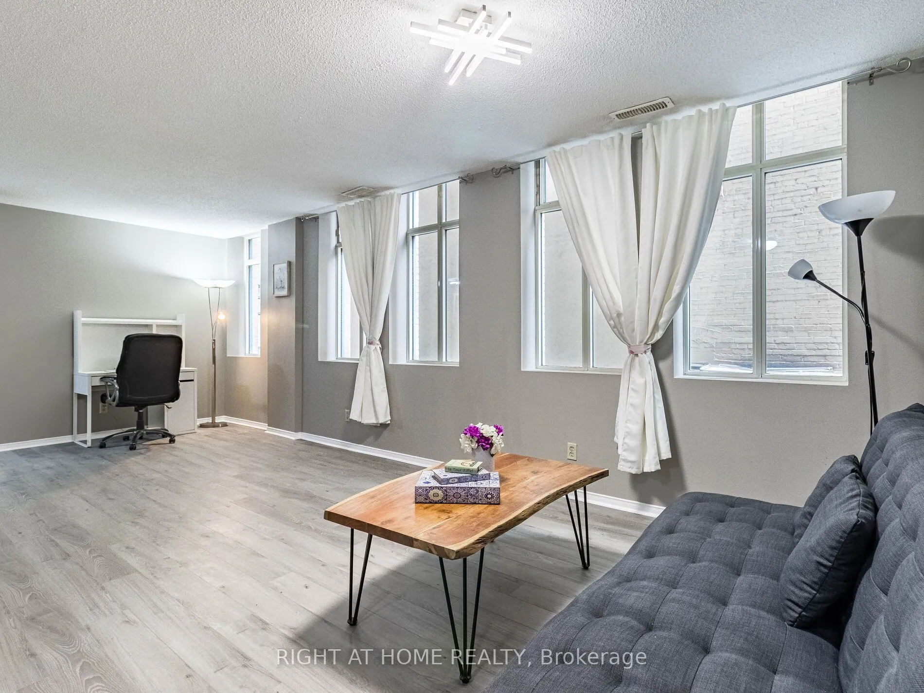 36 James Street S #303