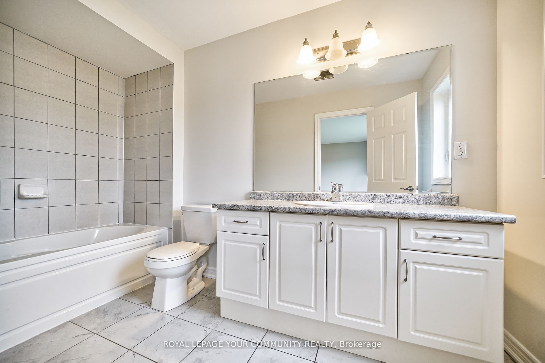 470 Linden Drive #25