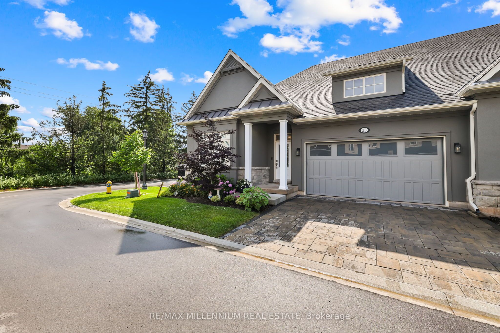 23 Sassafras Row, #18